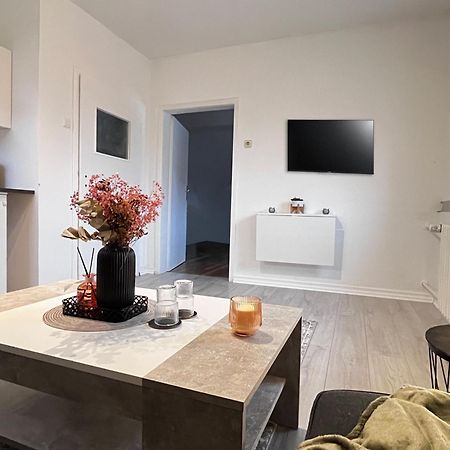 Flattyone Ruhrgebiet - Schlafkomfort Und Anbindung - Neu Renoviert Bochum Exterior foto