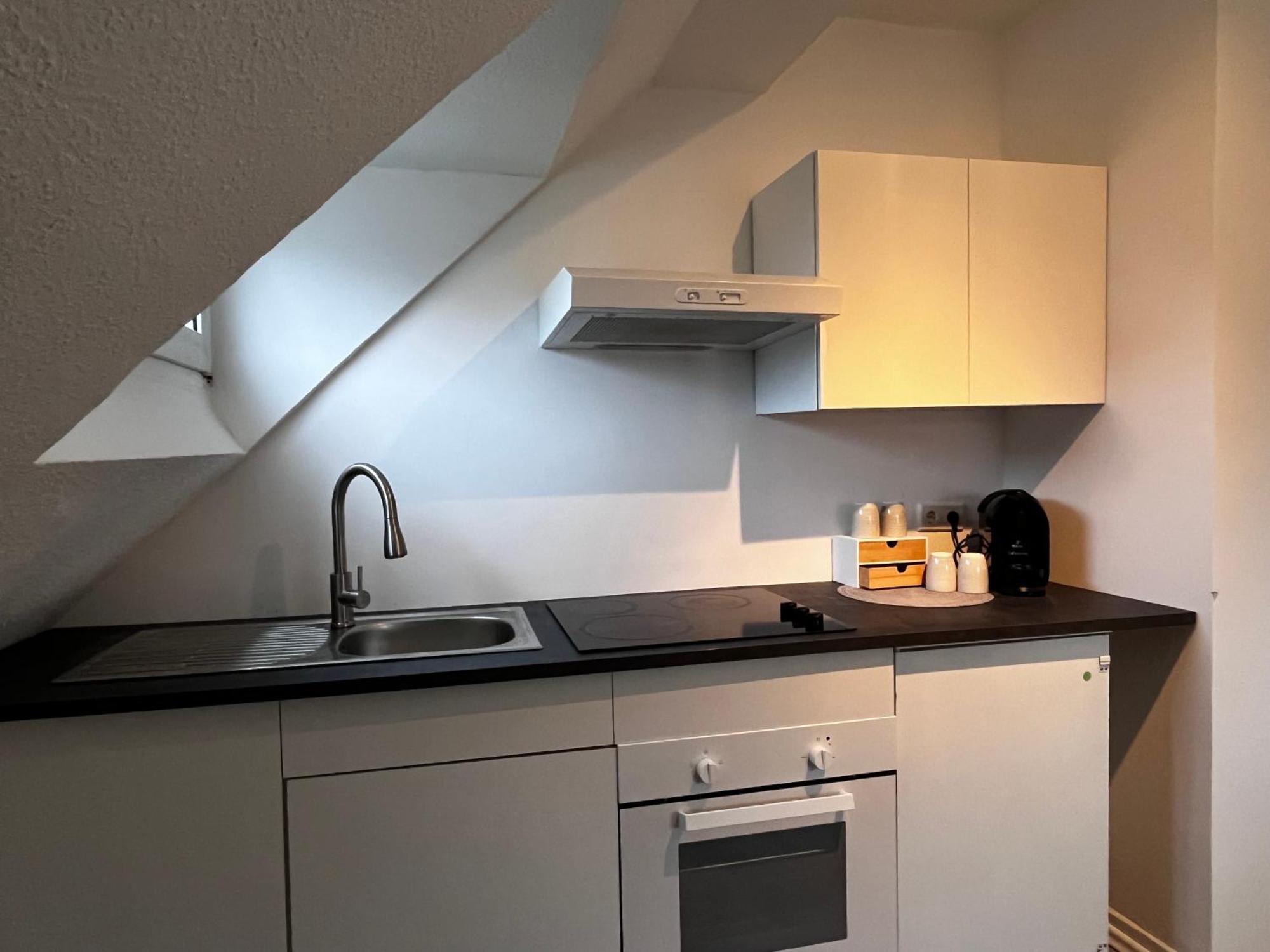 Flattyone Ruhrgebiet - Schlafkomfort Und Anbindung - Neu Renoviert Bochum Exterior foto